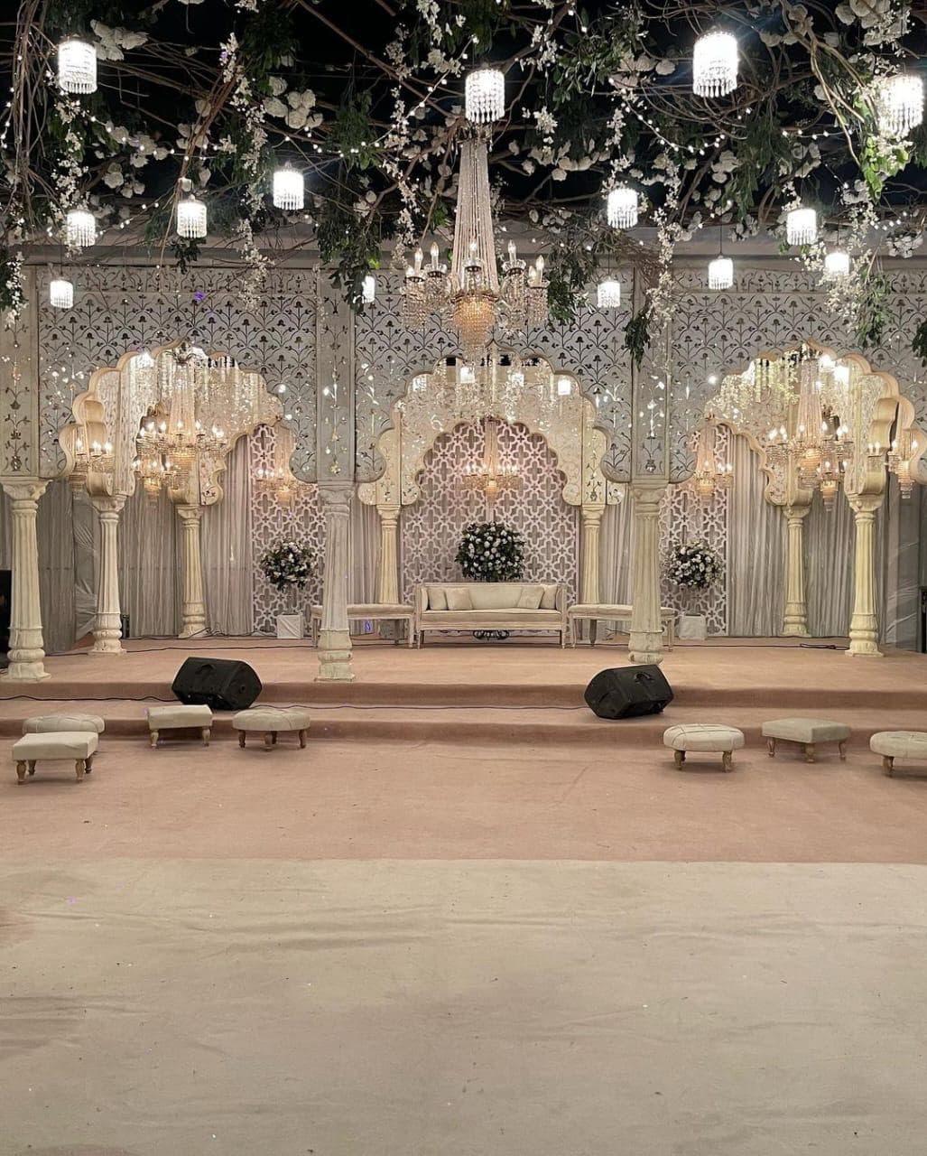 Concert stage lighting Lahore moving heads professional