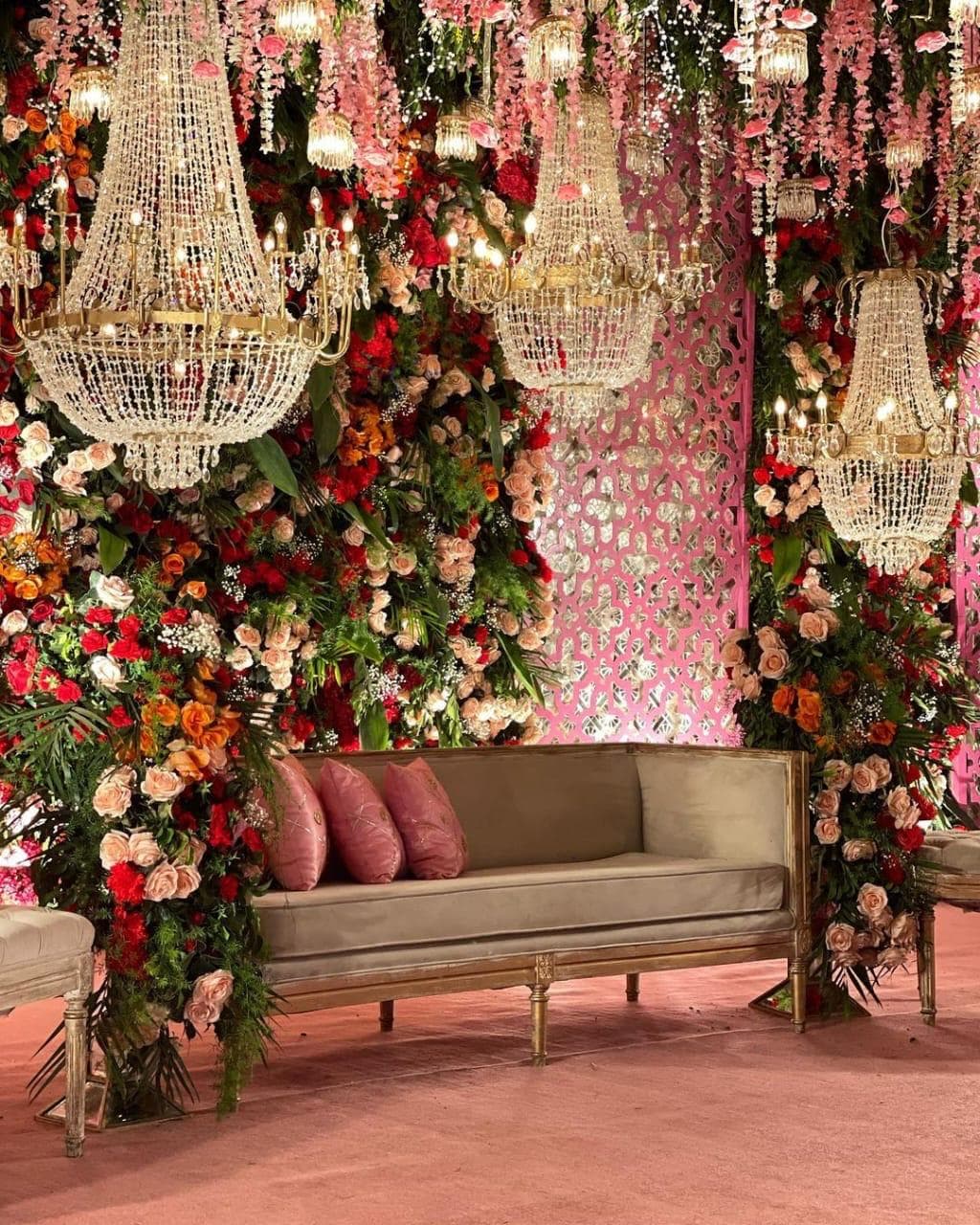 Wedding furniture rental Lahore bridal sofa chairs